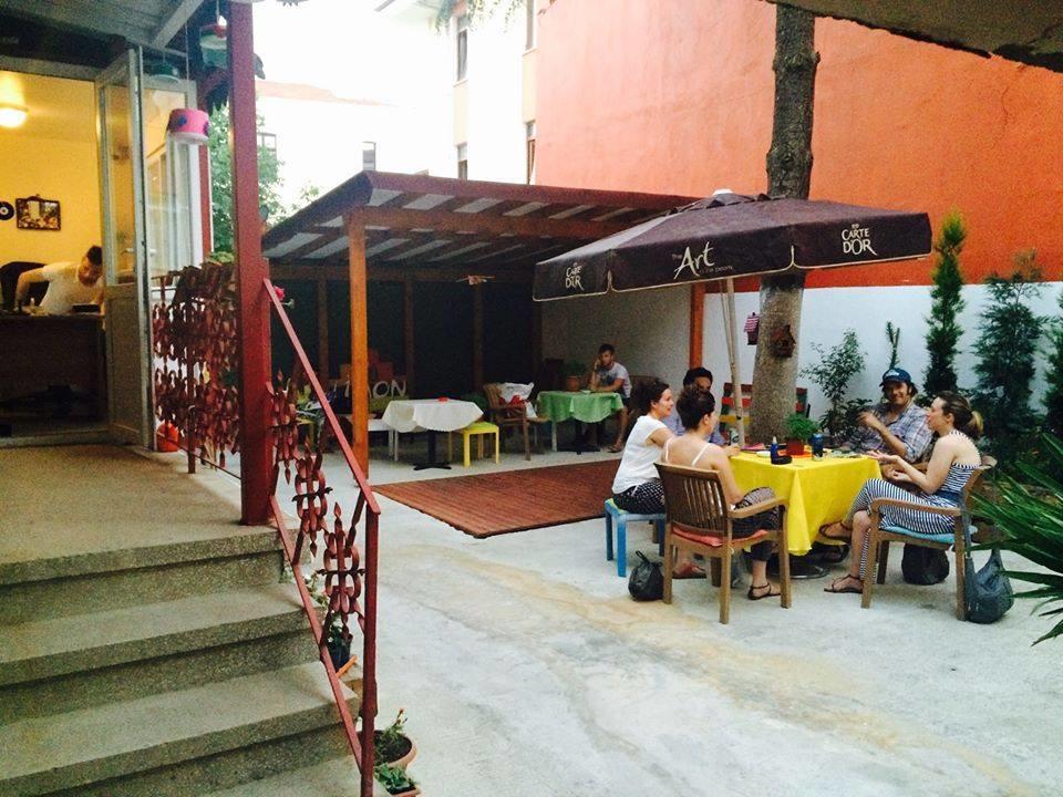 Limon Hostel Одрин Екстериор снимка