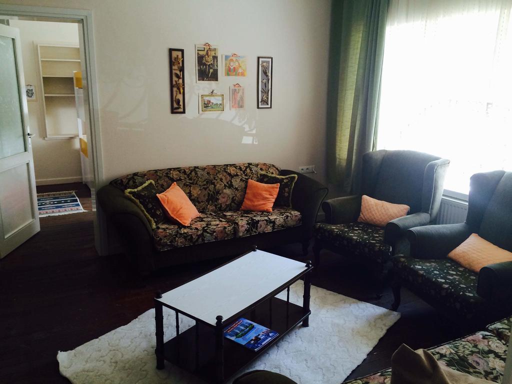 Limon Hostel Одрин Екстериор снимка