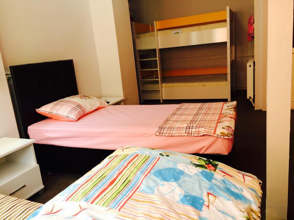 Limon Hostel Одрин Екстериор снимка