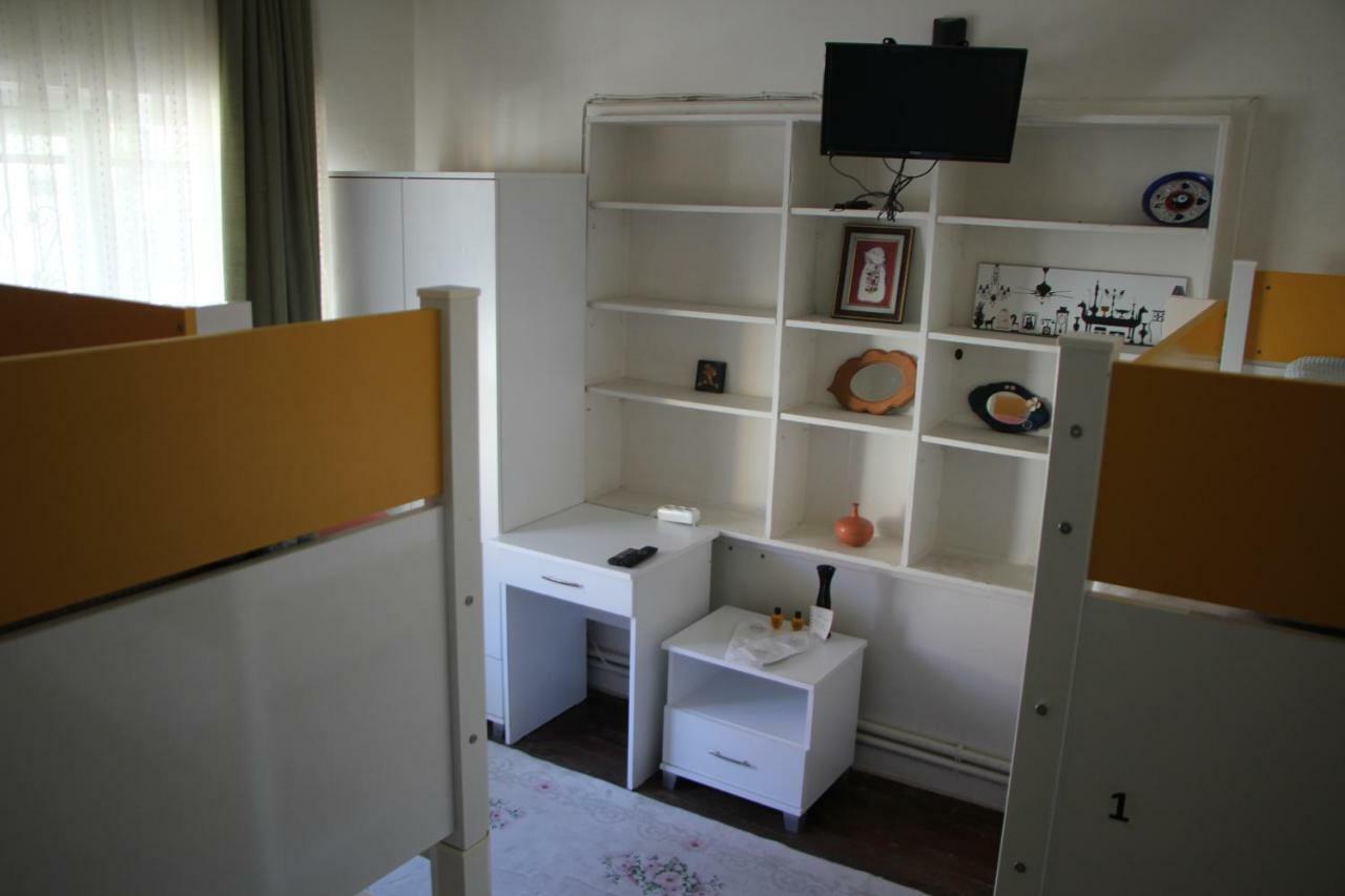 Limon Hostel Одрин Екстериор снимка